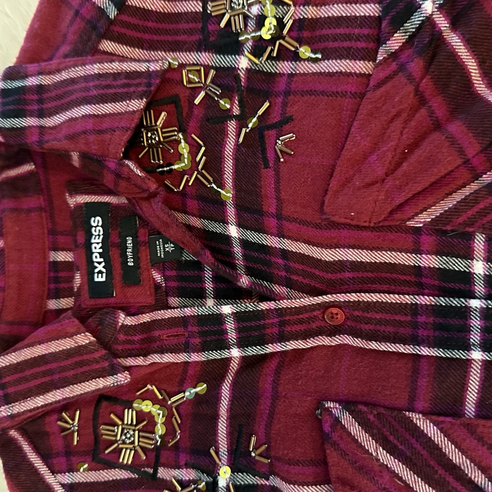 EXPRESS plaid boyfriend button flanel